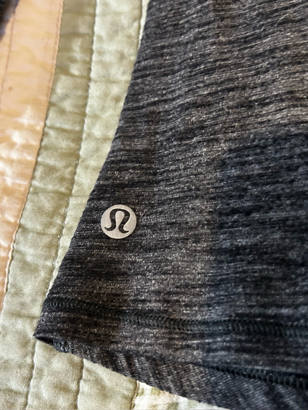 Lululemon Ruched Top - Picture 6 of 8